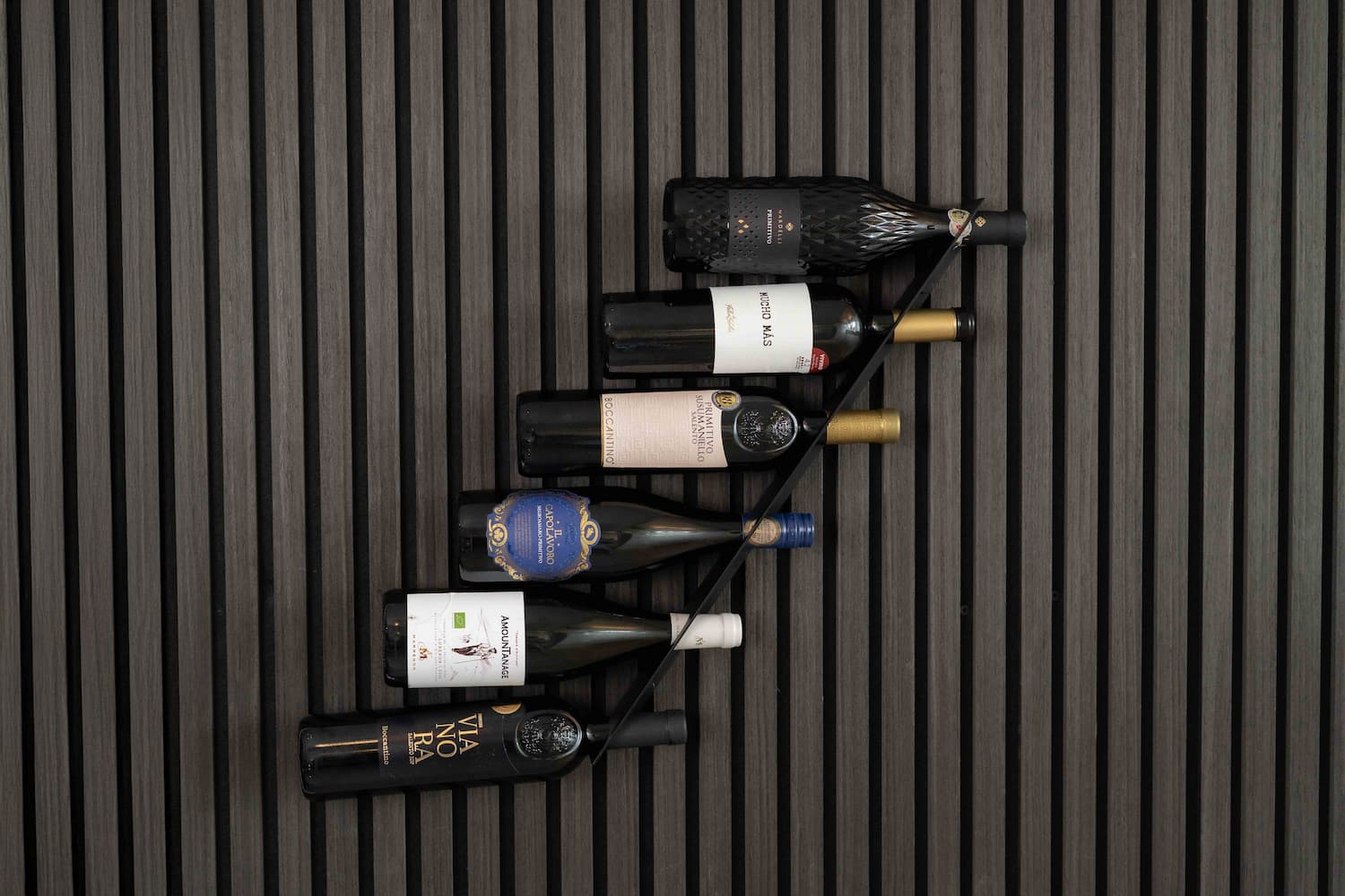winerack (1) 2400 mm LED-kisko kaukosäätimellä